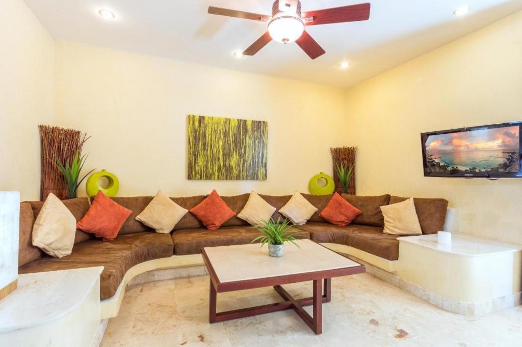 Maya Villa Condo Hotel ปลายาเดลการ์เมน ภายนอก รูปภาพ